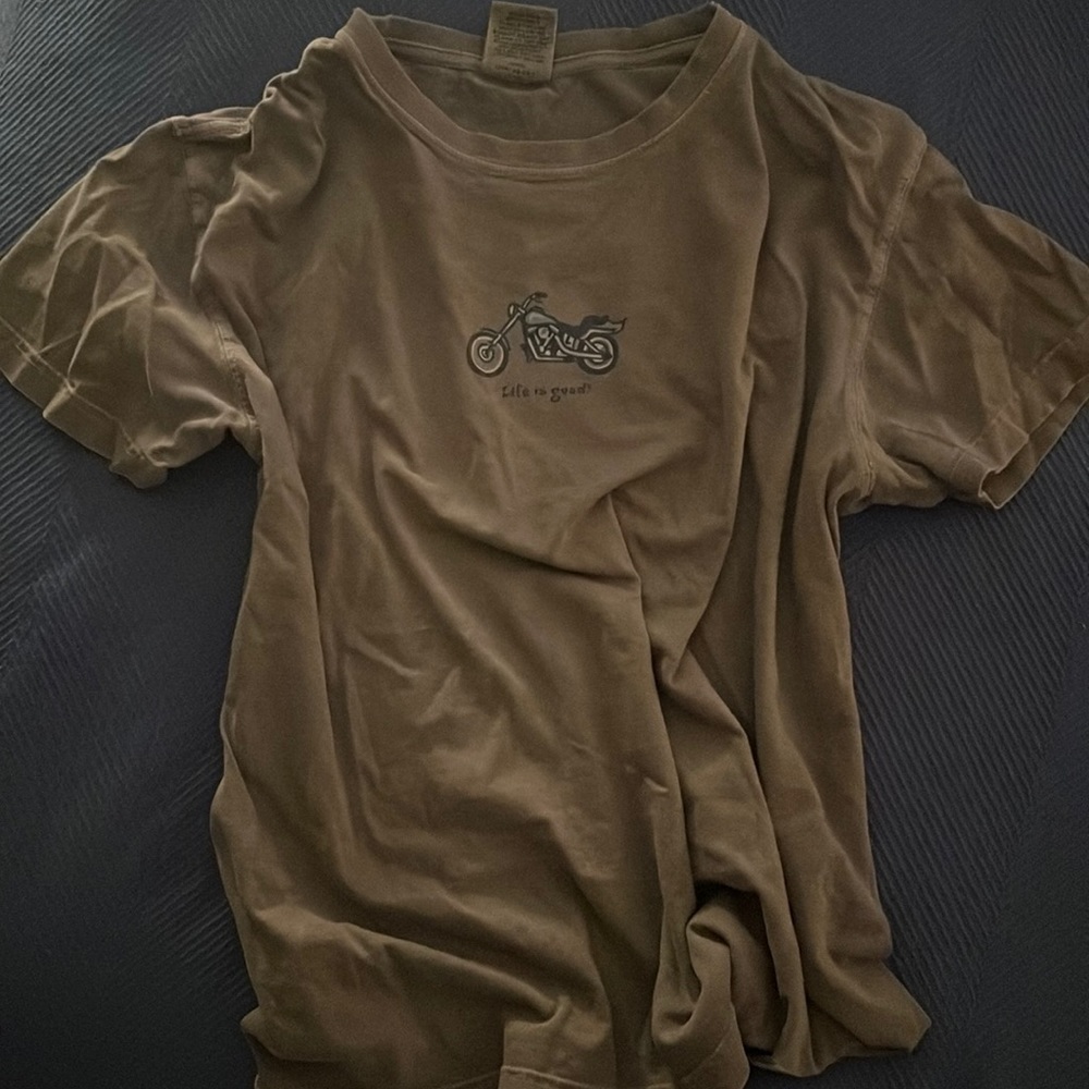 Life is good graphic tee
